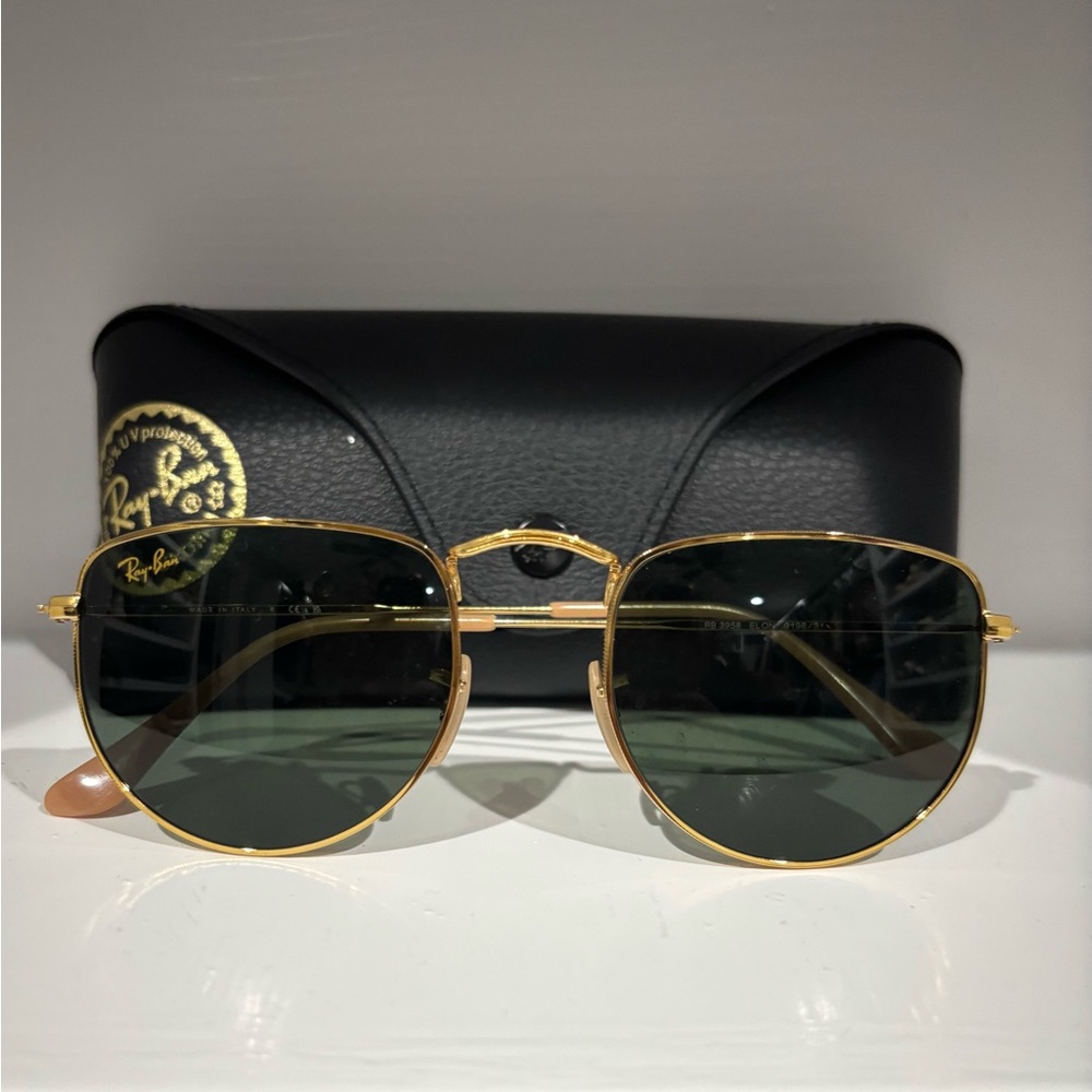 Ray-Ban Gold Frame Sunglasses with Green lenses- Elon